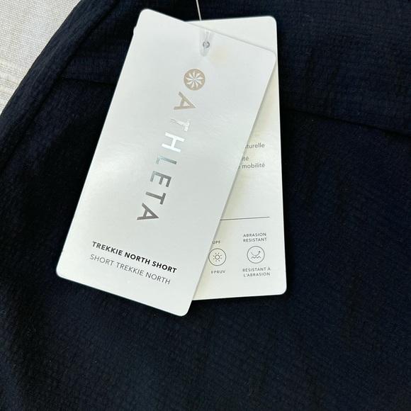 NWT Athleta Trekkie North Short in Black - Picture 8 of 15